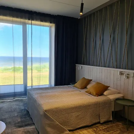Tulivee Hotel *