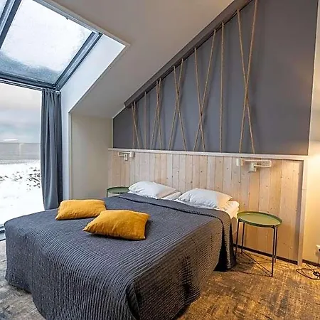 Tulivee Hotel *